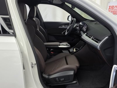 2024 BMW X1 thumbnail 11