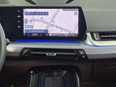 2024 BMW X1 thumbnail 14