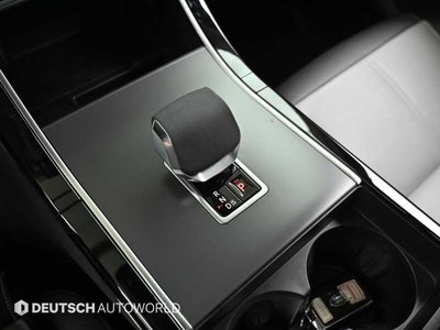 صورة 9 لـ 2025 LAND Rover RANGE ROVER VELAR