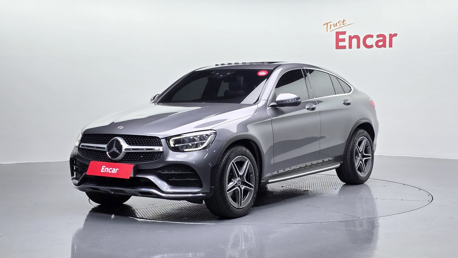 MERCEDES-BENZ GLC - View 1