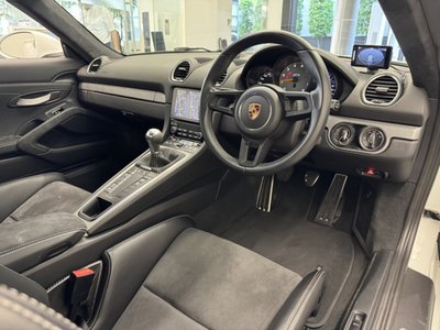 2020 Porsche 718 照片 9