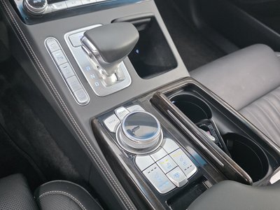 2020 Genesis G90 — фото 9