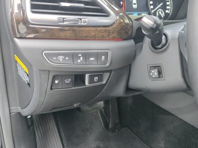 2020 Genesis G90 缩略图 12