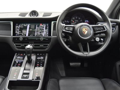 2024 Porsche MACAN — миниатюра 12