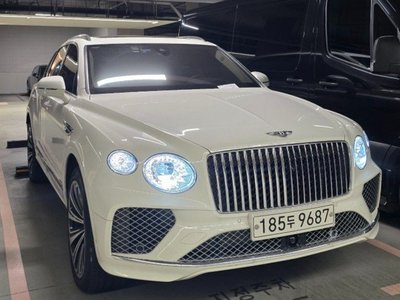 BENTLEY BENTAYGA - 1