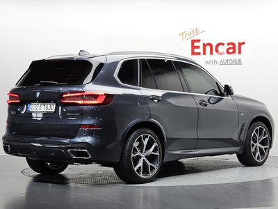 صورة 5 لـ 2021 BMW X5