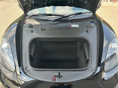 2018 Porsche 718 photo 7
