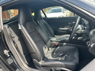 2018 Porsche 718 photo 4