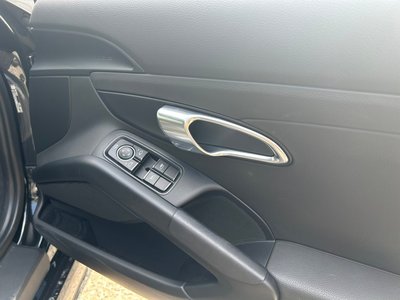 صورة مصغرة 19 لـ 2018 Porsche 718