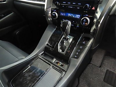 2022 Toyota ALPHARD thumbnail 24