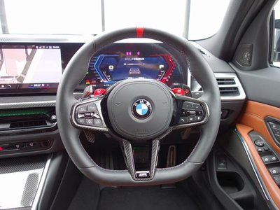 صورة 6 لـ 2025 BMW M3 SEDAN