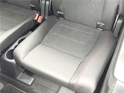 2023 Mercedes-BENZ GLB — миниатюра 30