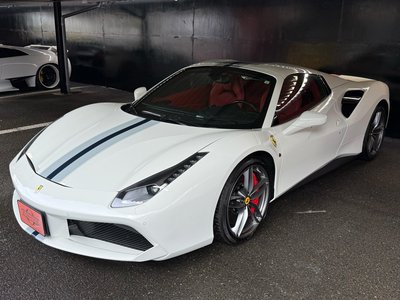 2017 Ferrari 488 SPIDER photo 11