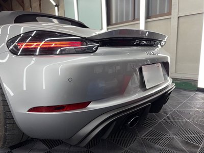 PORSCHE 718 SPYDER - 4