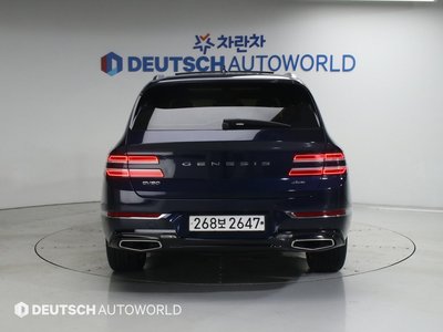 صورة 3 لـ 2022 Genesis GV80