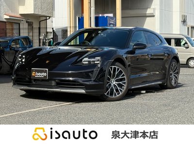 PORSCHE TAYCAN CROSS TURISMO - 1