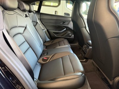 PORSCHE TAYCAN CROSS TURISMO - 7