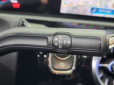 MERCEDES-BENZ A-CLASS - 8