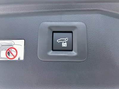 2025 Toyota ALPHARD 缩略图 16