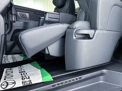 2025 Toyota ALPHARD 缩略图 13