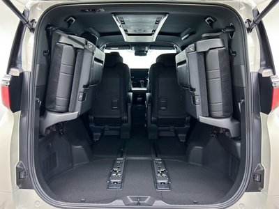 2025 Toyota ALPHARD 缩略图 15