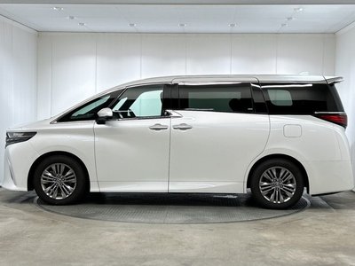 2025 Toyota ALPHARD 照片 4