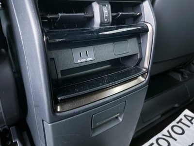 2025 Toyota ALPHARD 缩略图 36
