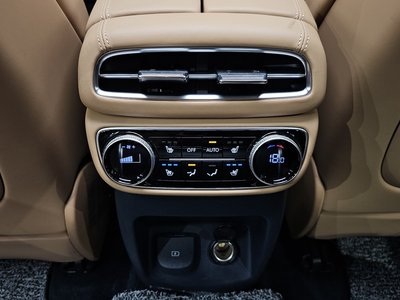 2023 Genesis GV80 — миниатюра 34