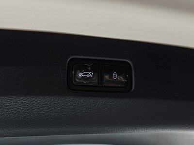 2023 Genesis GV80 — миниатюра 38