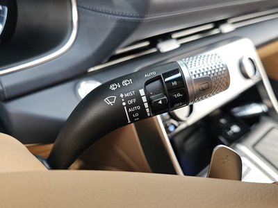 2023 Genesis GV80 — миниатюра 31
