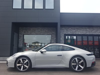 صورة مصغرة 65 لـ 2025 Porsche 911