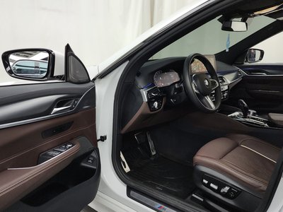 BMW 6 SERIES GT - 10