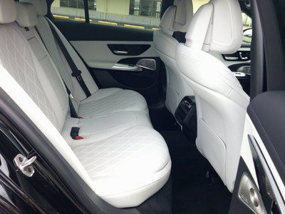 2025 Mercedes-BENZ E-CLASS — миниатюра 21