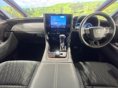 TOYOTA ALPHARD - 2