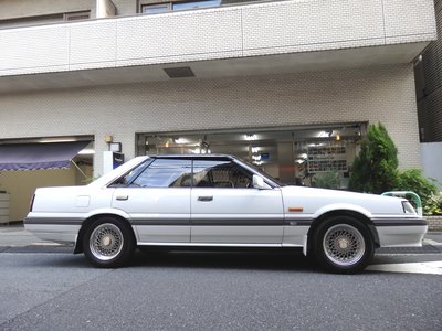 NISSAN SKYLINE - 5