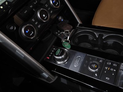 LAND ROVER DISCOVERY - 9