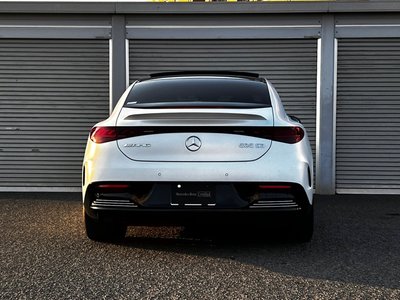 MERCEDES-BENZ EQE AMG - 8