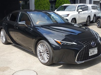 LEXUS IS - 4