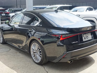 LEXUS IS - 5
