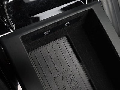 2021 AUDI A8 — миниатюра 16