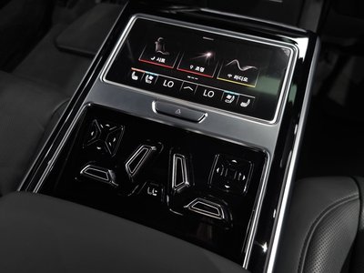 2021 AUDI A8 — миниатюра 25