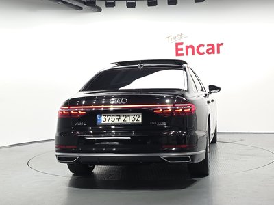 2021 AUDI A8 — фото 3
