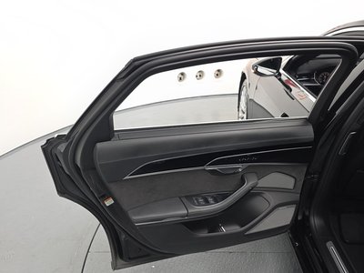 2021 AUDI A8 — миниатюра 15