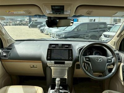 TOYOTA LAND CRUISER PRADO - 3