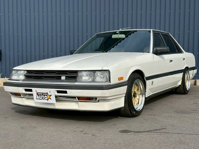NISSAN SKYLINE - 9