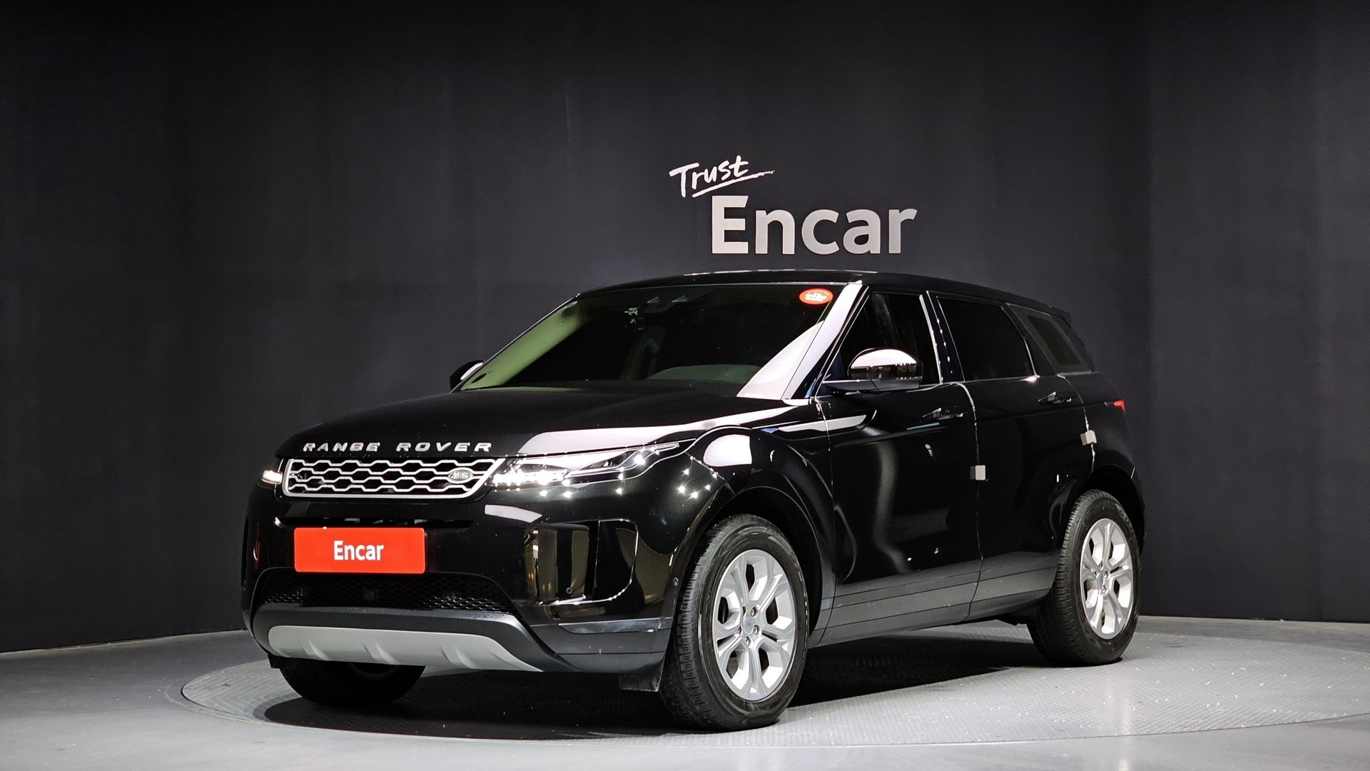 LAND ROVER RANGE ROVER EVOQUE - View 1