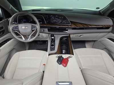 CADILLAC ESCALADE 5TH GENERATION - 4