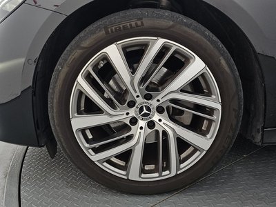 MERCEDES-BENZ E-CLASS - 6