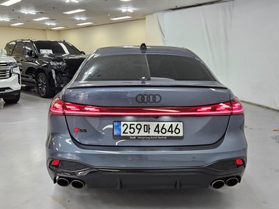 2025 AUDI S5 照片 6