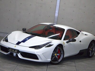FERRARI 458 SPECIALE